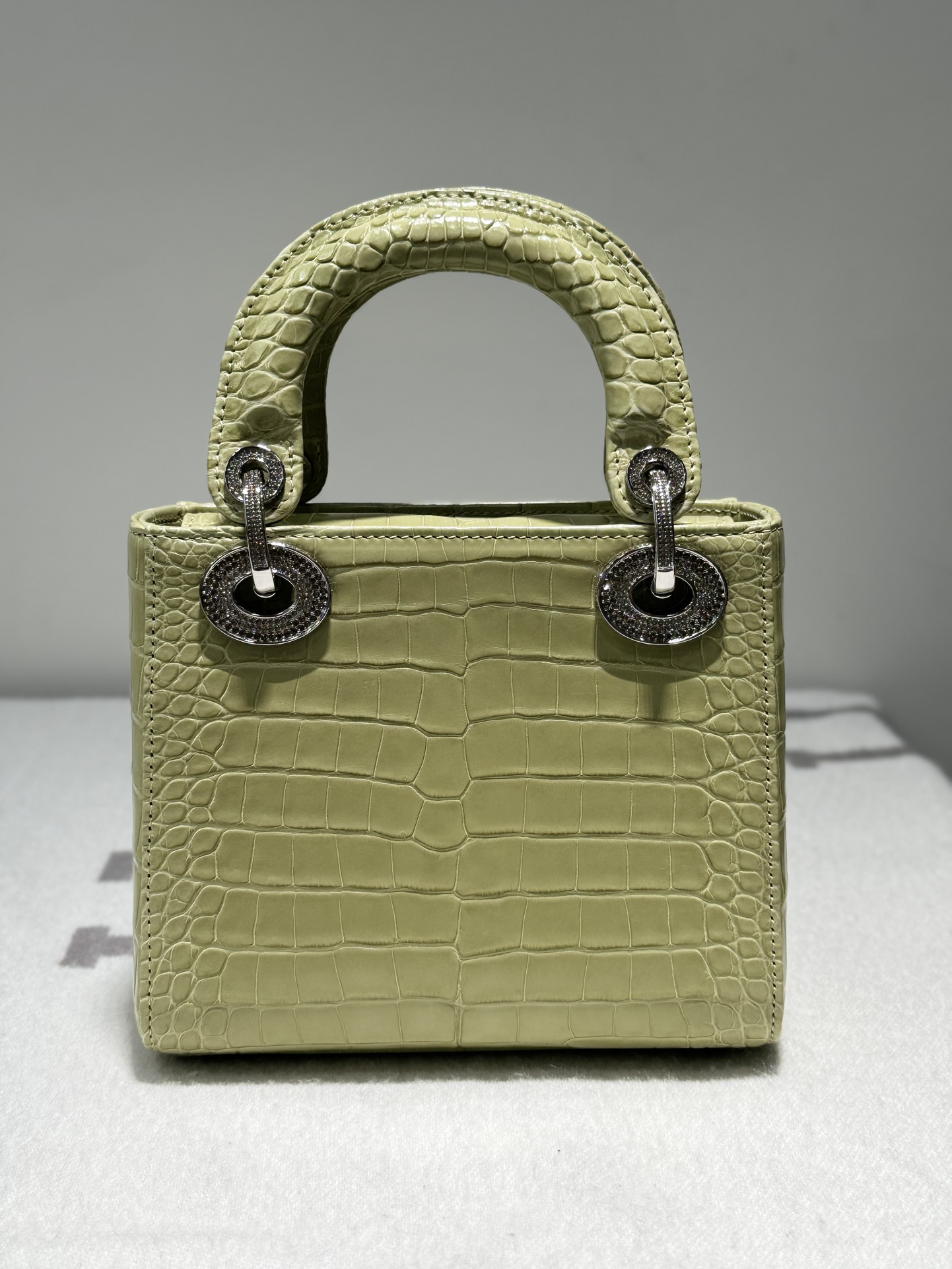 Túi xách Dior da cá sấu like auth 1:1 fulbox