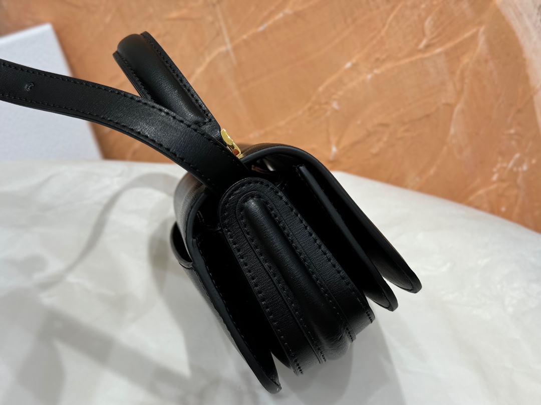 Túi xách Dior siêu cấp