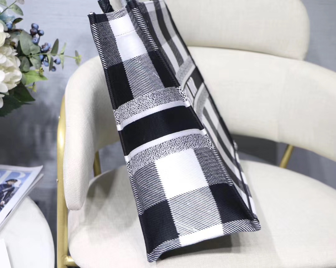 Túi xách Dior siêu cấp size like auth 