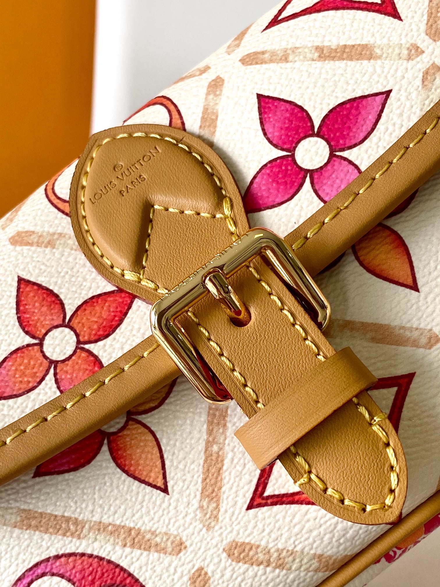 Túi xách louis vuitton LV siêu cấp like auth 1:1